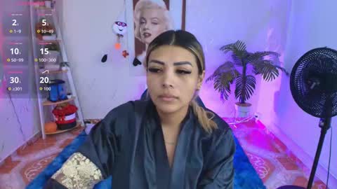 Snapshot of saloomee__ chatting on 11-13-25, 09:30 SALOME online show from 11-13-25, 09:30