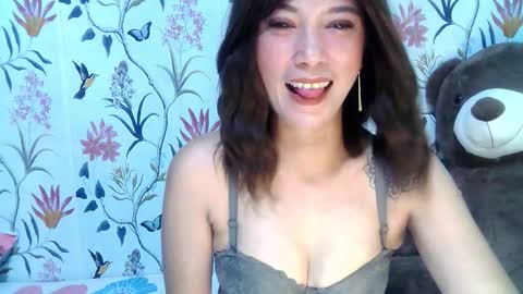 Ask me  online show from 09-23-25, 03:48