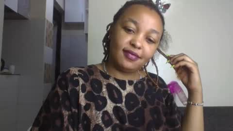 Snapshot of salty_surprise_ chatting on 12-03-24, 01:08 salty_surprise_ online show from 12-03-24, 01:08