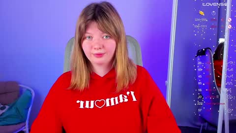 Snapshot of salut_love chatting on 01-18-25, 01:29 Ruby online show from 01-18-25, 01:29