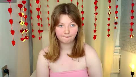 Snapshot of salut_love chatting on 02-11-25, 03:29 Ruby online show from 02-11-25, 03:29