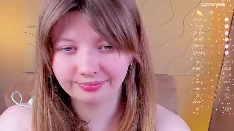 Snapshot of salut_love chatting on 02-18-25, 06:47 Ruby online show from 02-18-25, 06:47