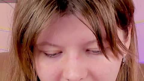 Snapshot of salut_love chatting on 03-08-25, 10:32 Ruby online show from 03-08-25, 10:32