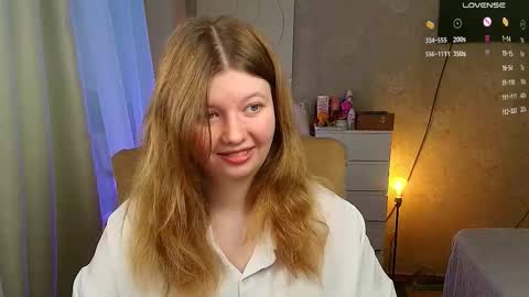 Snapshot of salut_love chatting on 11-09-25, 12:36 Ruby online show from 11-09-25, 12:36