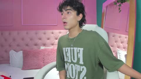 salvatore  online show from 01-04-25, 12:27