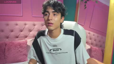 salvatore  online show from 01-08-25, 01:42