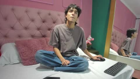 salvatore  online show from 01-12-25, 08:57