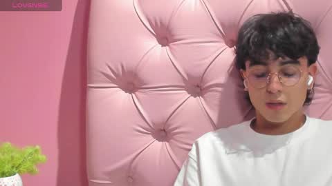 salvatore  online show from 01-18-25, 05:41