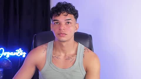 Snapshot of sam_dosantos chatting on 01-17-25, 02:08 llll sammu llll online show from 01-17-25, 02:08