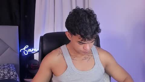 Snapshot of sam_dosantos chatting on 02-01-25, 01:44 llll sammu llll online show from 02-01-25, 01:44