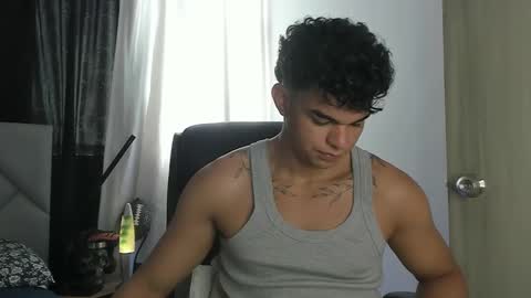 Snapshot of sam_dosantos chatting on 02-12-25, 04:44 llll sammu llll online show from 02-12-25, 04:44
