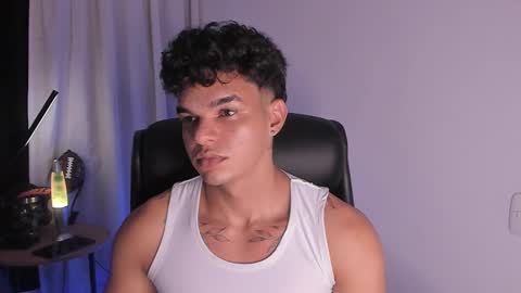 Snapshot of sam_dosantos chatting on 02-13-25, 01:40 llll sammu llll online show from 02-13-25, 01:40