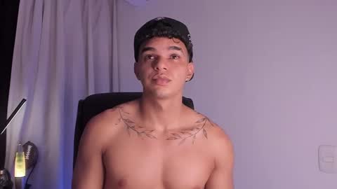 Snapshot of sam_dosantos chatting on 02-13-25, 04:43 llll sammu llll online show from 02-13-25, 04:43