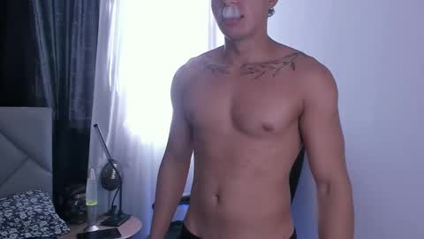 Snapshot of sam_dosantos chatting on 02-13-25, 08:03 llll sammu llll online show from 02-13-25, 08:03