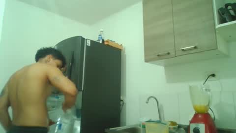 Snapshot of sam_dosantos chatting on 03-08-25, 05:01 llll sammu llll online show from 03-08-25, 05:01