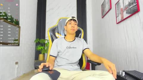 Snapshot of sam_kato chatting on 11-16-25, 08:03 S A M online show from 11-16-25, 08:03