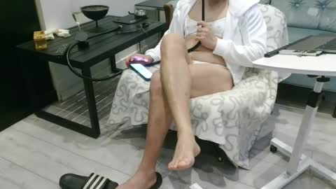 Snapshot of sam_love1985 chatting on 07-05-26, 08:38 sam_love1985 online show from 07-05-26, 08:38