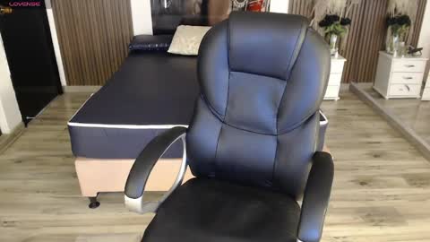 SAM MANSON online show from 04-15-26, 12:12