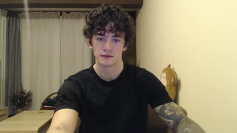 Snapshot of sam_winchest chatting on 01-05-25, 11:12 Sam online show from 01-05-25, 11:12