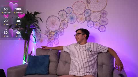 Snapshot of sam_y_sen chatting on 12-06-24, 10:52 Sam Y Sen online show from 12-06-24, 10:52