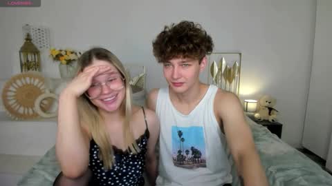 Snapshot of samanie_ chatting on 10-12-25, 10:58 Sam online show from 10-12-25, 10:58