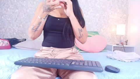 Samanta online show from 11-27-25, 11:56