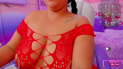 Snapshot of samanta__milk chatting on 09-26-25, 08:02 samanta__milk online show from 09-26-25, 08:02