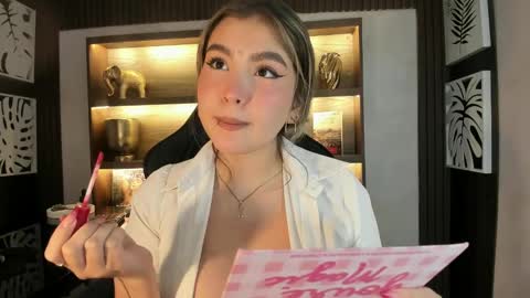 Snapshot of samanta_bone chatting on 01-13-25, 12:30 Samanta online show from 01-13-25, 12:30