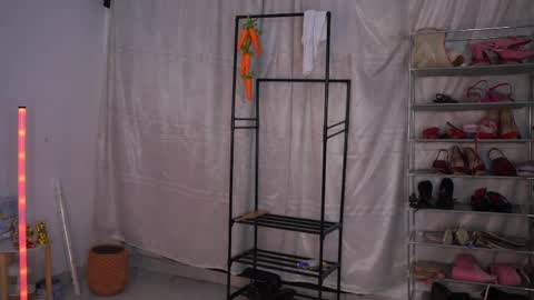 Snapshot of samanta_cutee1 chatting on 05-09-26, 10:09 SAMANTA online show from 05-09-26, 10:09