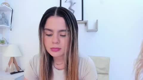 Snapshot of samanta_monroe4 chatting on 10-06-25, 06:38 samanta online show from 10-06-25, 06:38