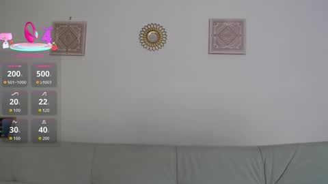 Snapshot of samanta_monroe4 chatting on 11-11-25, 12:05 samanta online show from 11-11-25, 12:05