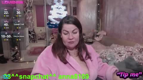 Snapshot of samanta_shy chatting on 12-30-24, 02:19 Marry online show from 12-30-24, 02:19