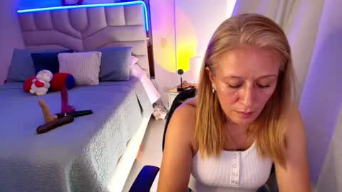 Samanta Stone online show from 07-08-26, 04:44