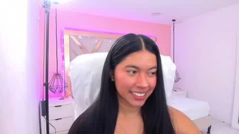 Snapshot of samantaa_shy chatting on 07-13-26, 03:09 sam online show from 07-13-26, 03:09