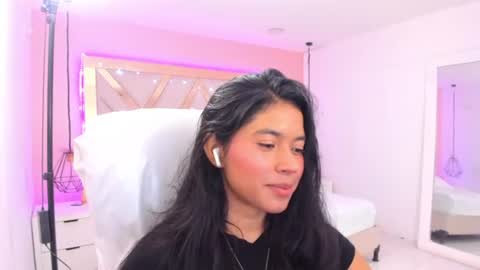 Snapshot of samantaa_shy chatting on 07-15-26, 03:12 sam online show from 07-15-26, 03:12