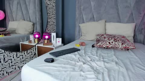 Samanta... online show from 01-14-25, 11:27