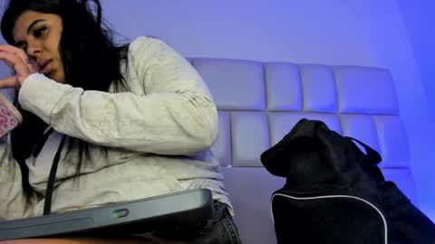 Snapshot of samantaramoos chatting on 12-17-25, 03:12 SAMANTA online show from 12-17-25, 03:12