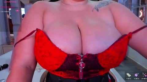 Snapshot of samantasm chatting on 01-15-25, 05:40 S A M A N T A online show from 01-15-25, 05:40