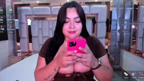 Snapshot of samantasm chatting on 02-19-25, 03:39 S A M A N T A online show from 02-19-25, 03:39