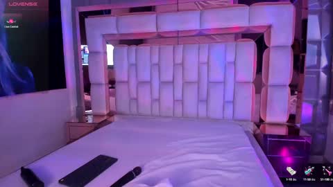 Snapshot of samantasm chatting on 02-27-25, 06:18 S A M A N T A online show from 02-27-25, 06:18