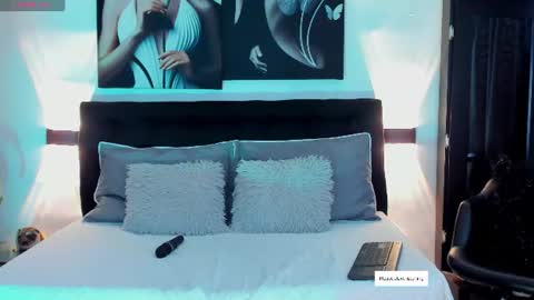 Samantha  online show from 06-25-26, 10:47