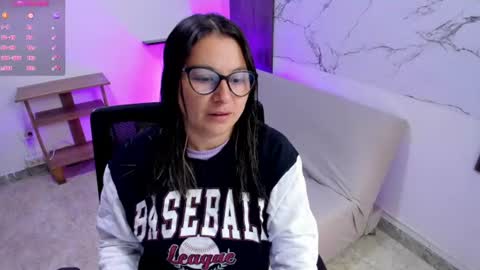 Snapshot of samantha__wilson chatting on 06-30-26, 12:06 Samantha online show from 06-30-26, 12:06