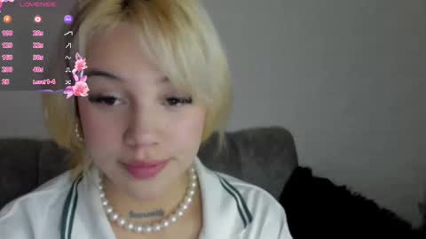 Snapshot of samantha_browwnn chatting on 02-17-25, 08:26 samantha_browwnn online show from 02-17-25, 08:26