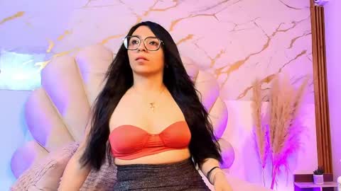 Snapshot of samantha_diamont chatting on 04-15-26, 07:58 Samantha Diamont online show from 04-15-26, 07:58