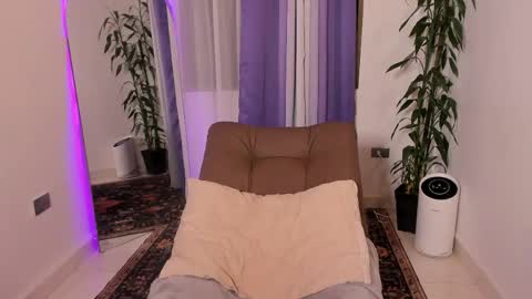 Snapshot of samantha_ferrec chatting on 05-17-26, 11:23 Samantha Ferrec online show from 05-17-26, 11:23