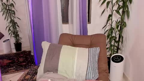 Snapshot of samantha_ferrec chatting on 06-05-26, 10:48 Samantha Ferrec online show from 06-05-26, 10:48