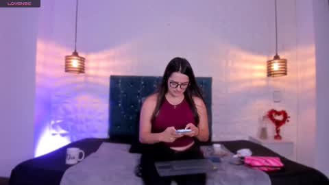 samantha_foxyy online show from 02-06-26, 12:08