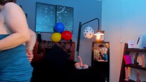 Snapshot of samantha_mature56 chatting on 07-06-26, 02:19 Sam online show from 07-06-26, 02:19