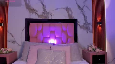 Snapshot of samantha_rogerss chatting on 10-14-25, 12:17 Sammy online show from 10-14-25, 12:17