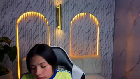 Snapshot of samantha_tx_ chatting on 06-18-26, 03:07 Samantha online show from 06-18-26, 03:07